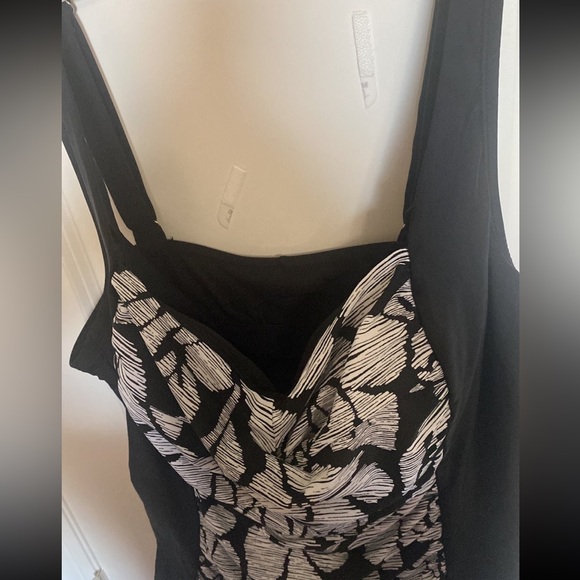 Ava & Viv Bathing Suit Tankini Top Size 20W - Picture 5 of 10